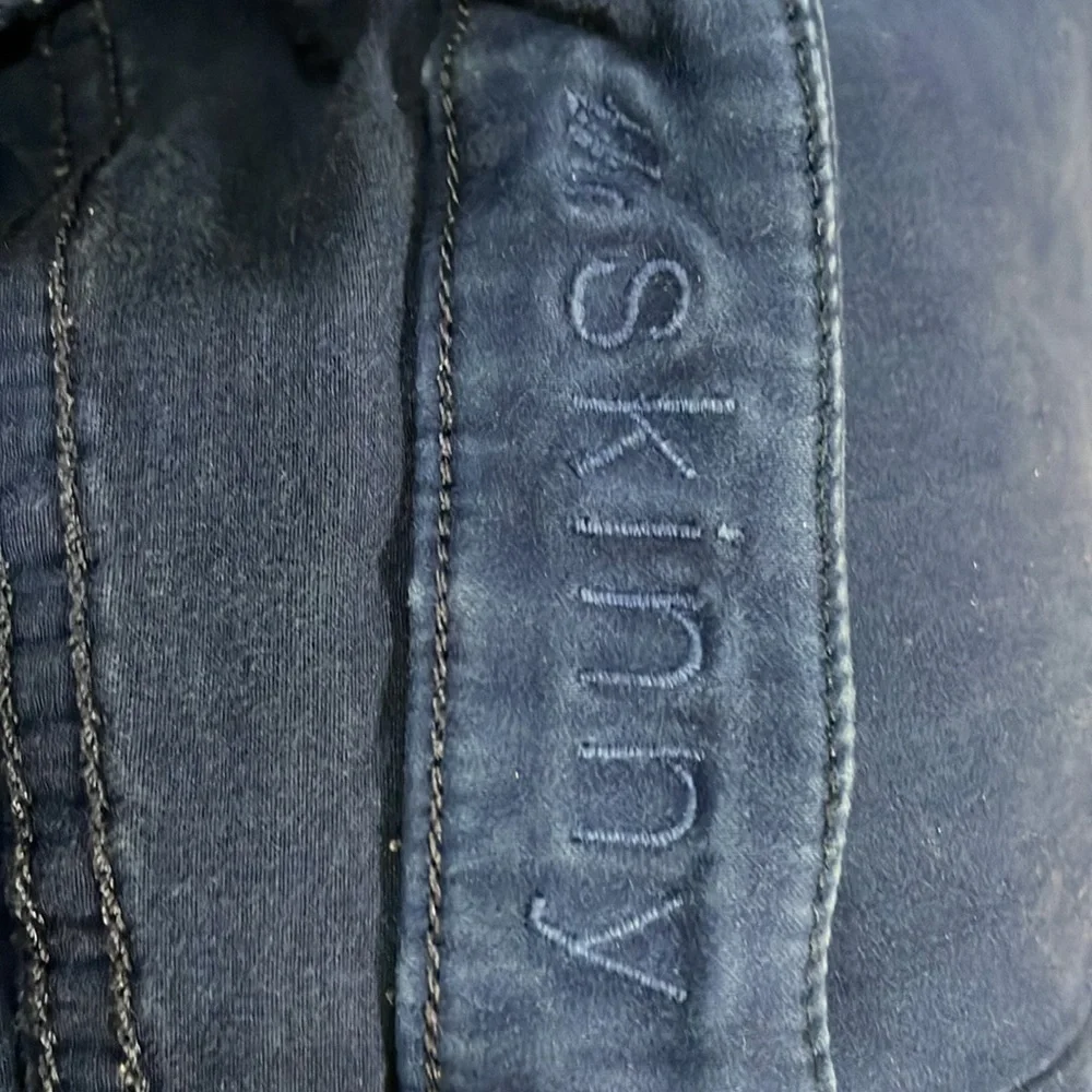7 For All Mankind The Skinny - Picture 8 of 8